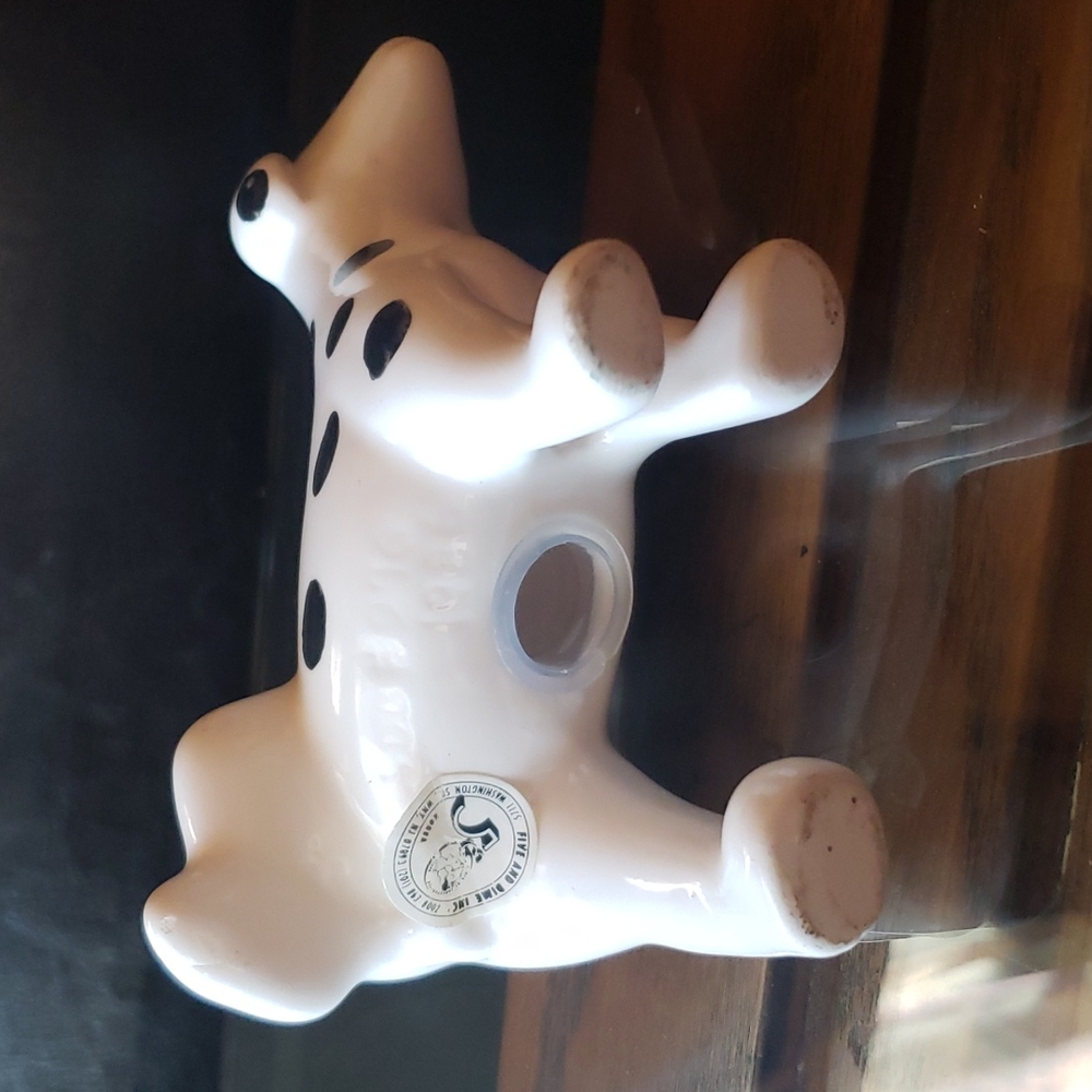 Pee Dalmation puppy salt or pepper shaker. - Picture 6 of 15